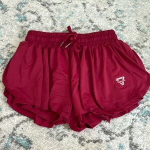 Maroon butterfly flowy shorts